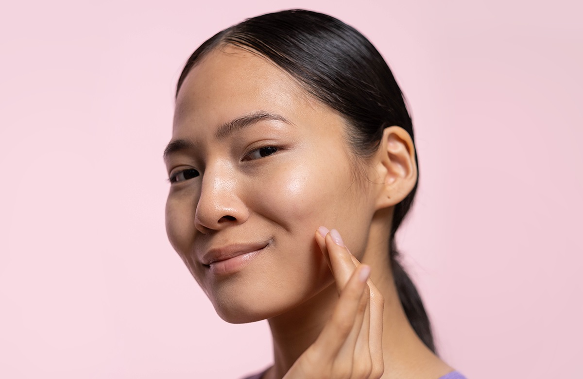 Three Reasons To Add Serums To Your Skincare Routine