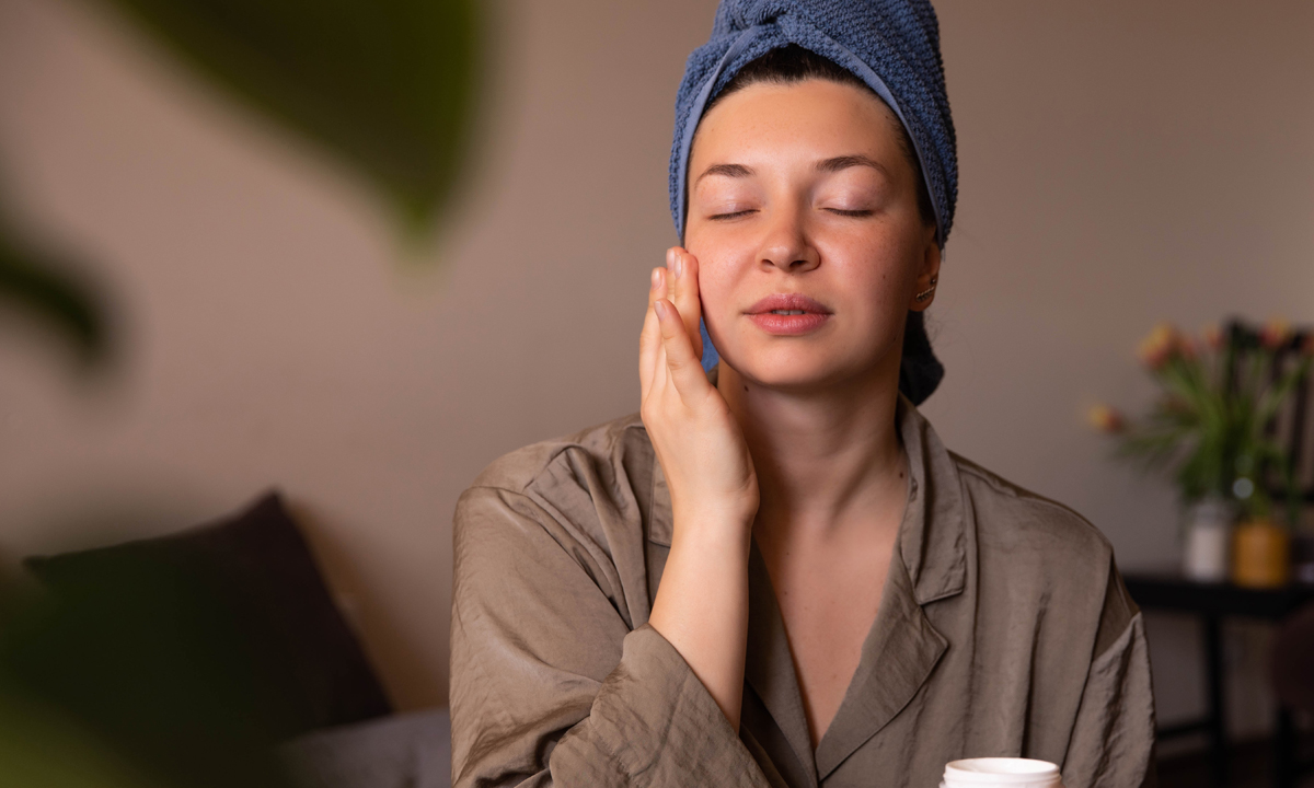 How Your Skincare Routine Can Benefit Your Mental Health